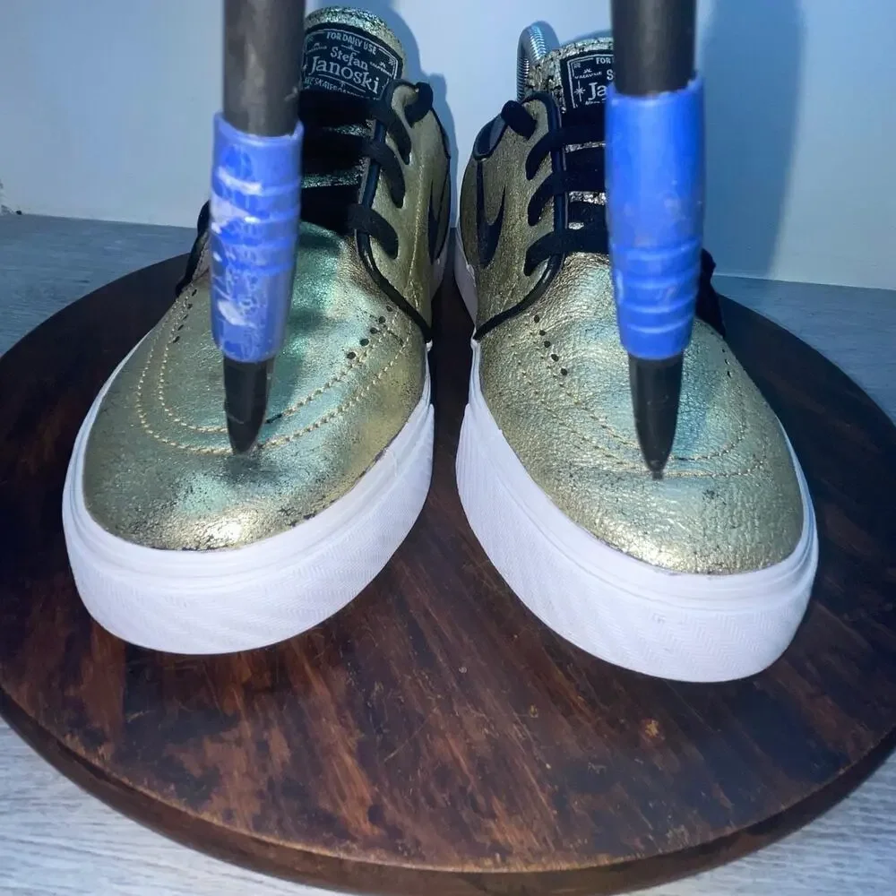 Nike SB Stefan Janoski Zoom Leather Metallic Gold Men's 9 Sneakers 616490-702